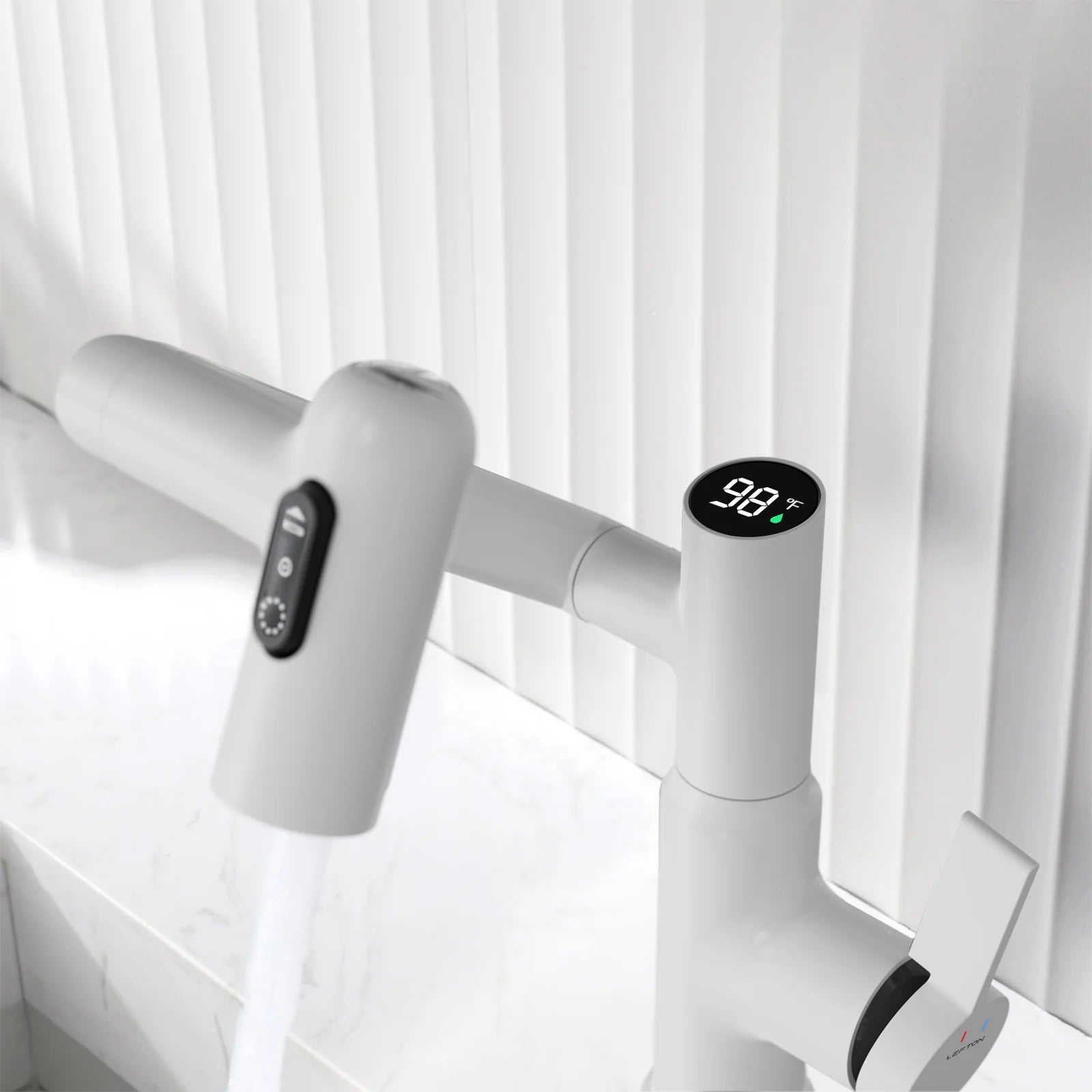 Single-Hole Rotating Faucet with Digital Temperature Display – Modern Design for Precise Water Control