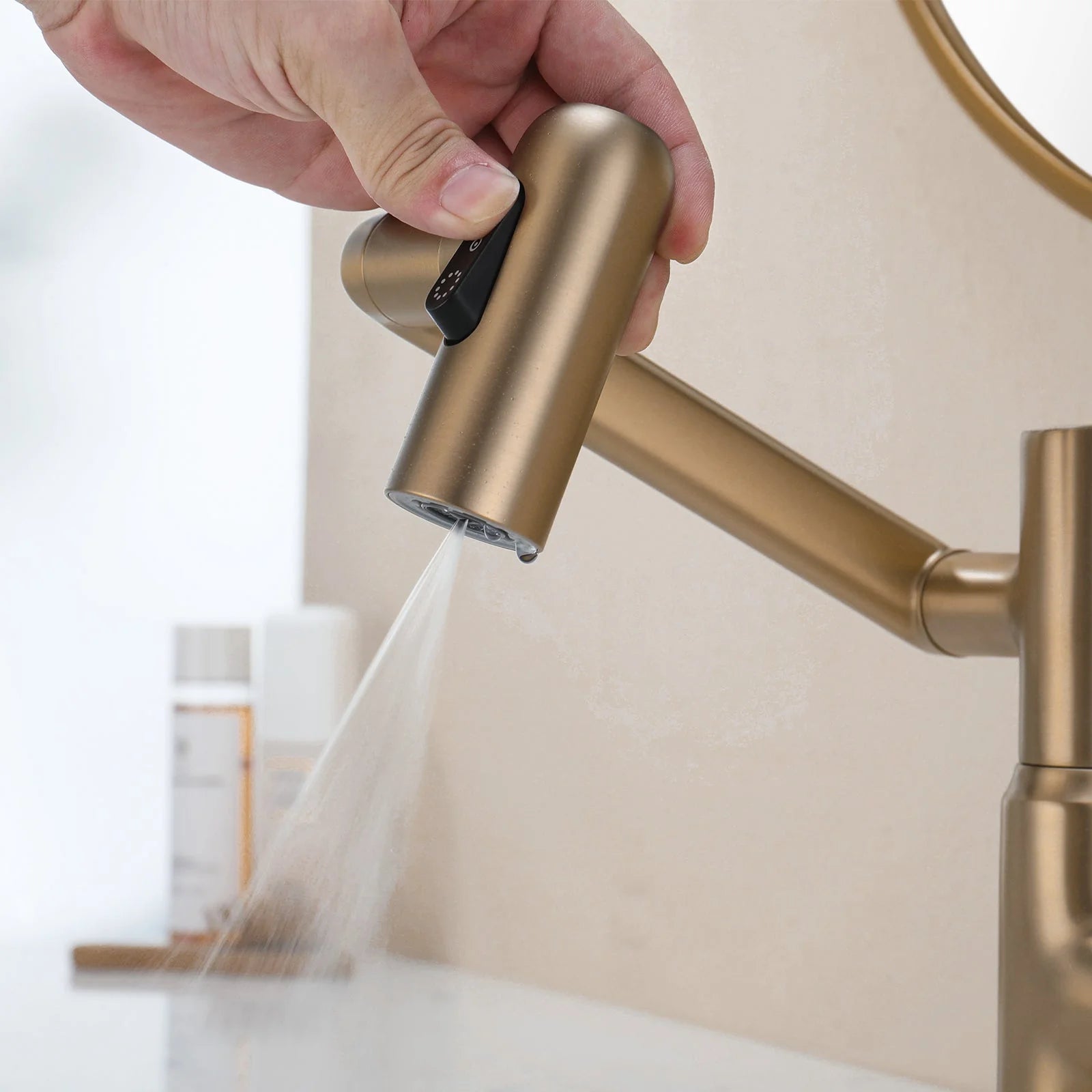 Single-Hole Rotating Faucet with Digital Temperature Display – Modern Design for Precise Water Control