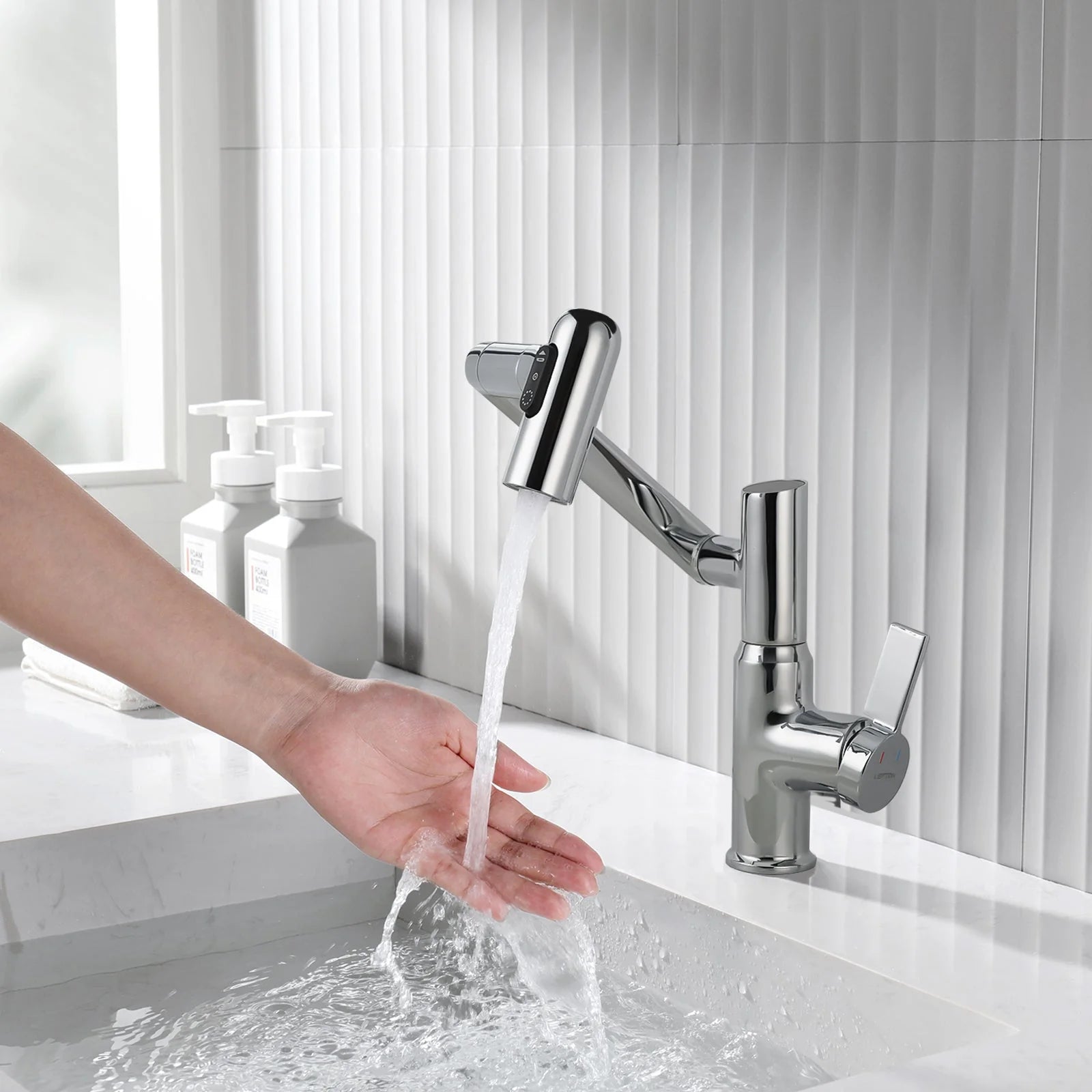 Single-Hole Rotating Faucet with Digital Temperature Display – Modern Design for Precise Water Control