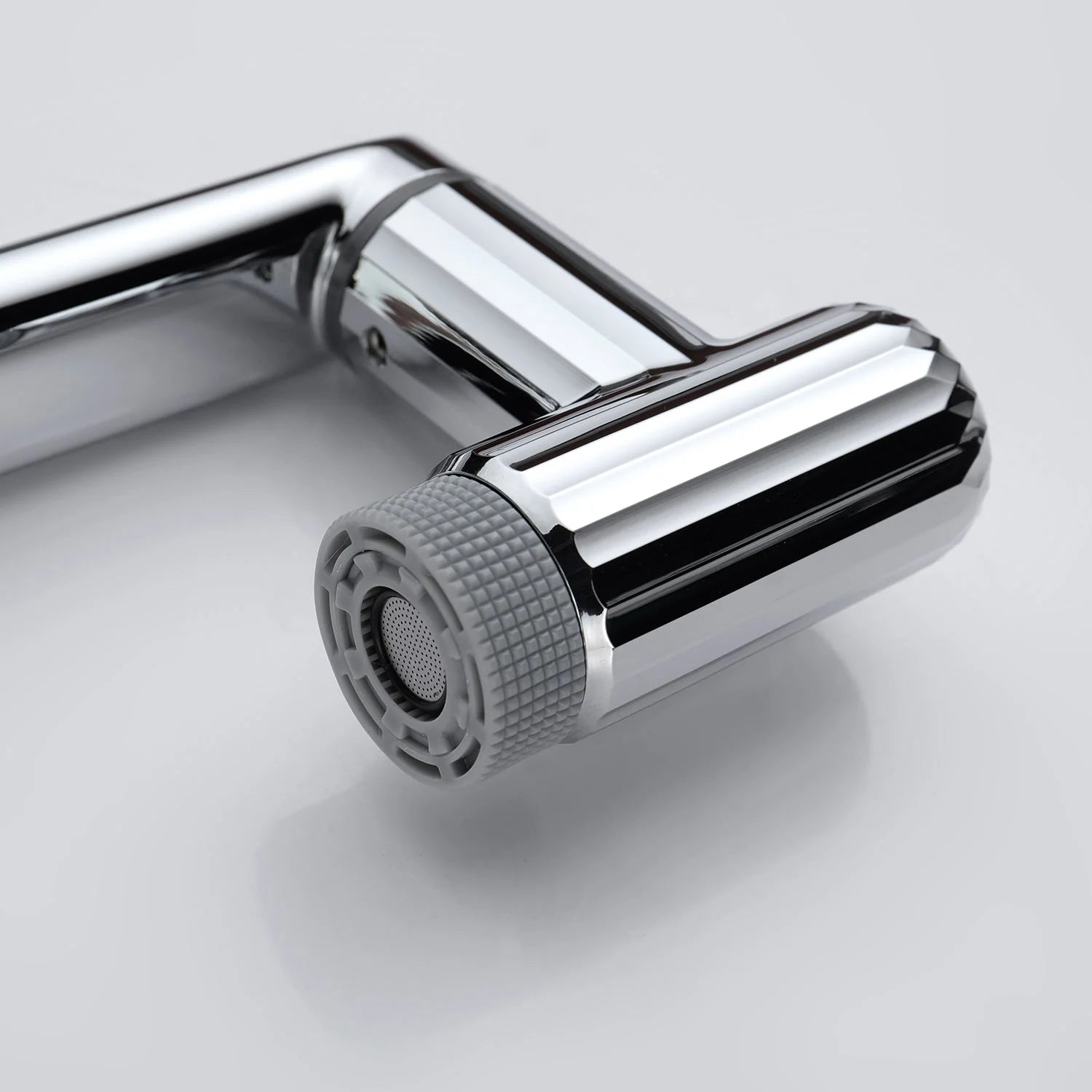 360° Rotatable Single-Hole Bathroom Faucet