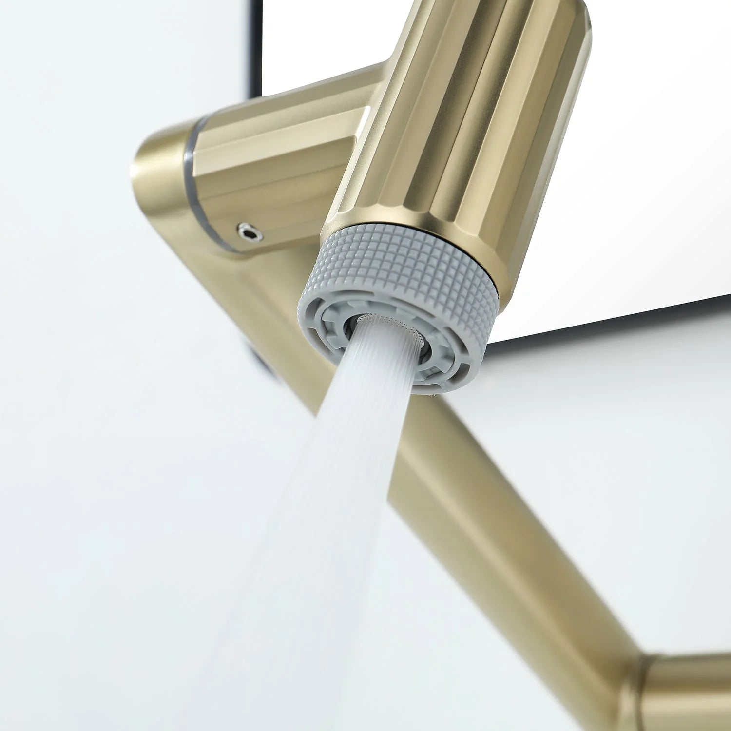 360° Rotatable Single-Hole Bathroom Faucet