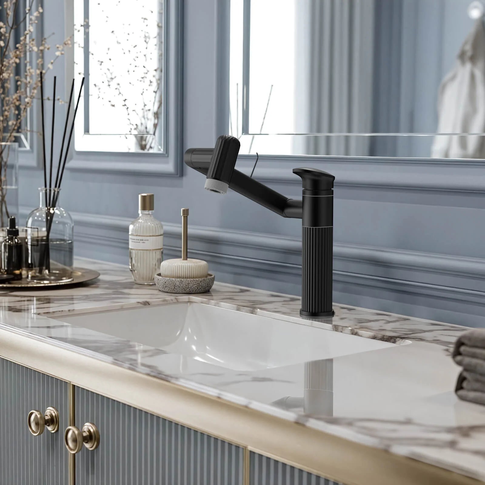 360° Rotatable Single-Hole Bathroom Faucet