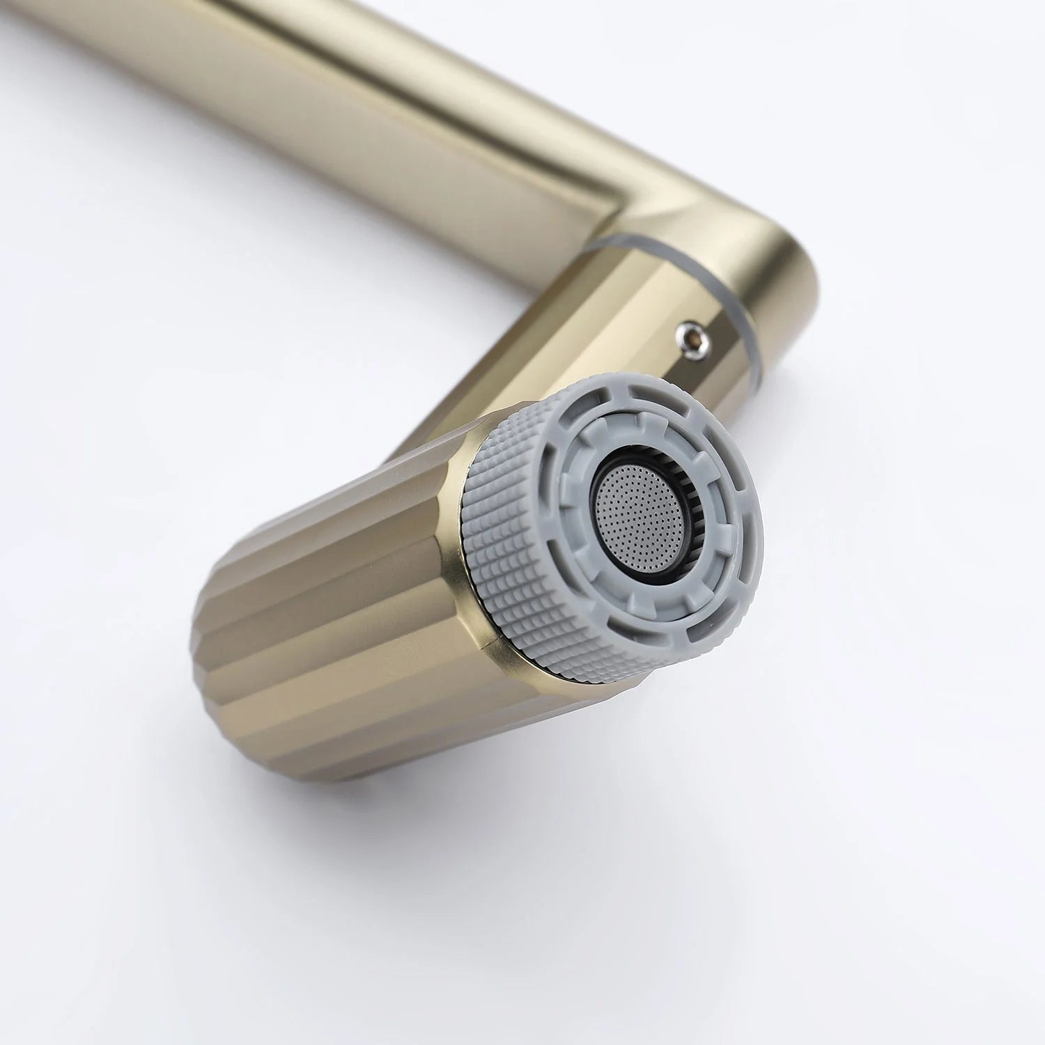 360° Rotatable Single-Hole Bathroom Faucet