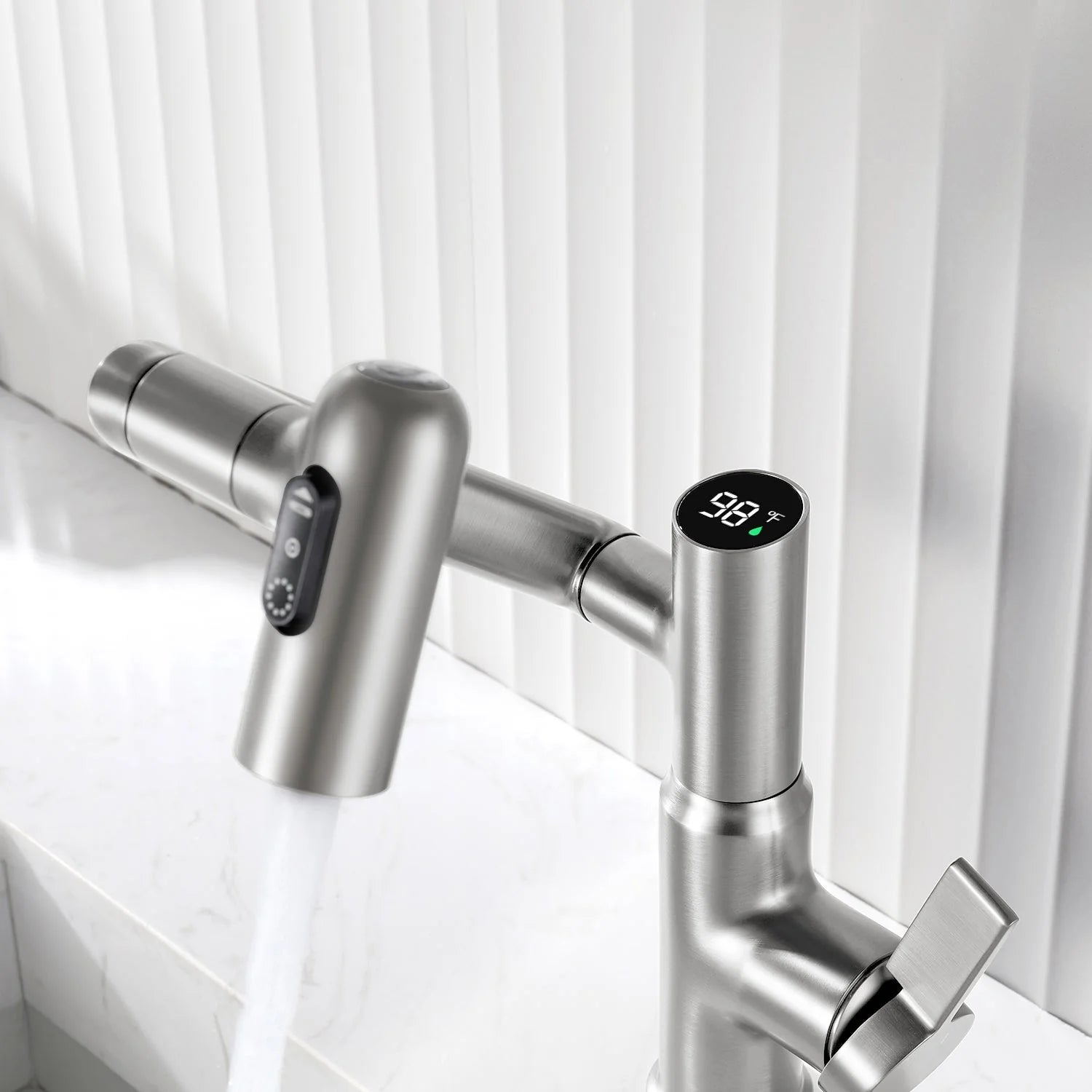 Single-Hole Rotating Faucet with Digital Temperature Display – Modern Design for Precise Water Control