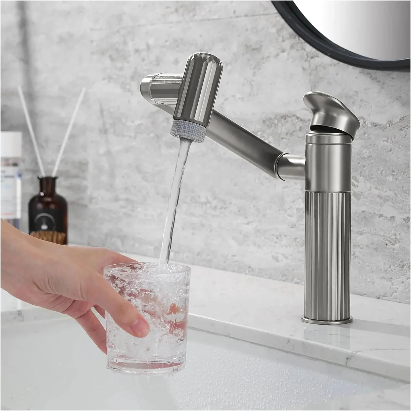 360° Rotatable Single-Hole Bathroom Faucet