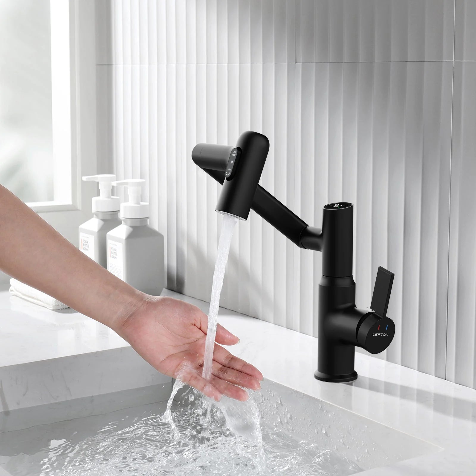 Single-Hole Rotating Faucet with Digital Temperature Display – Modern Design for Precise Water Control
