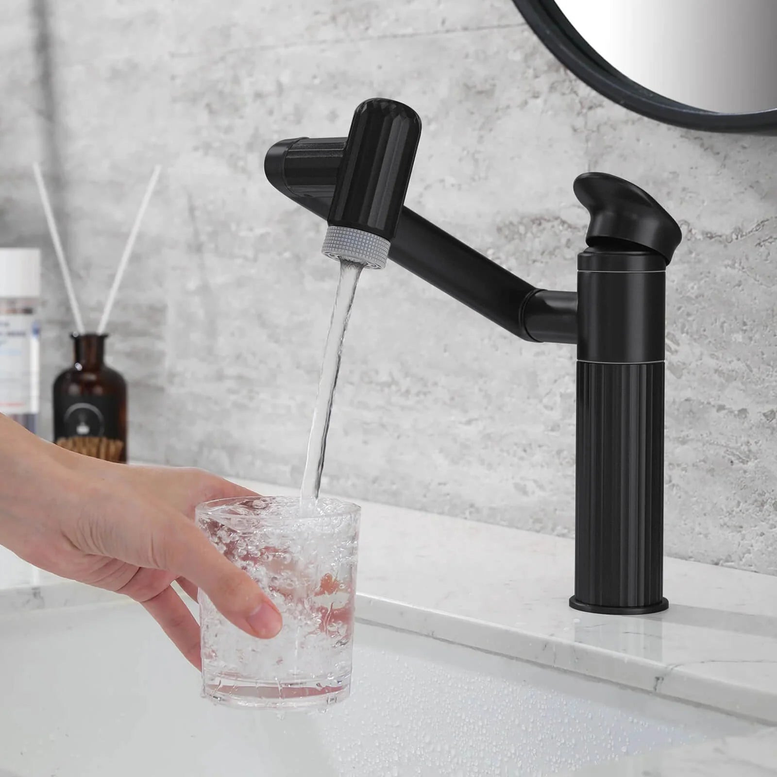360° Rotatable Single-Hole Bathroom Faucet