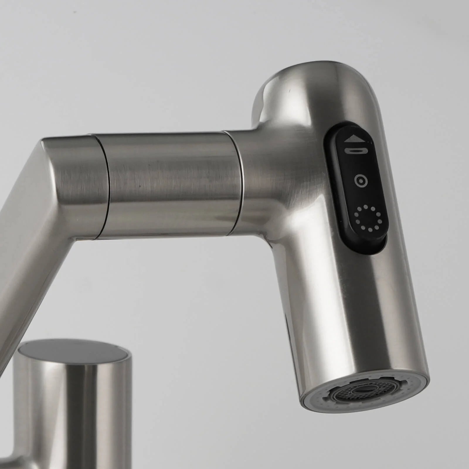 Single-Hole Rotating Faucet with Digital Temperature Display – Modern Design for Precise Water Control